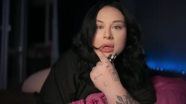 Sofi  Si online show from July 11, 8:09 pm