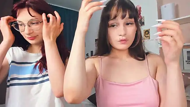 ElaNaecker online show from June 1, 7:48 pm