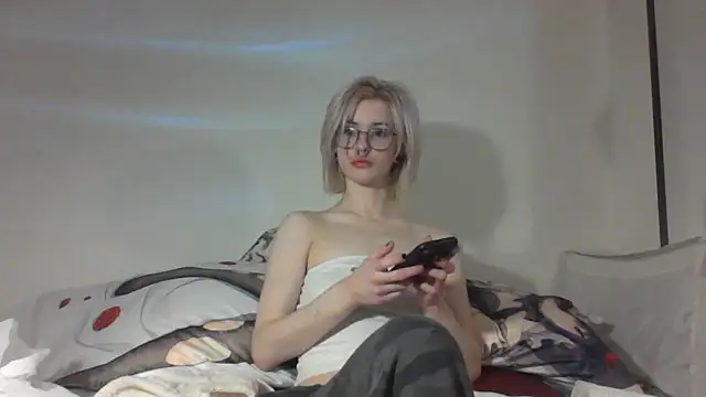 succupai online show from June 7, 4:19 am