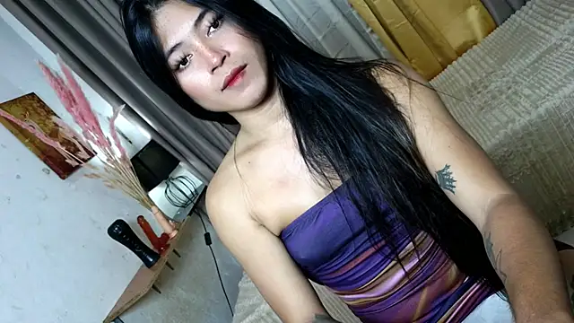 Ladymikaela online show from May 5, 4:15 am
