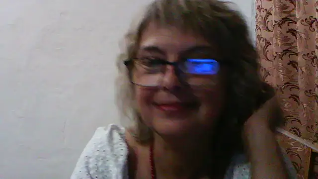 ElizabethGorden online show from July 28, 7:39 pm