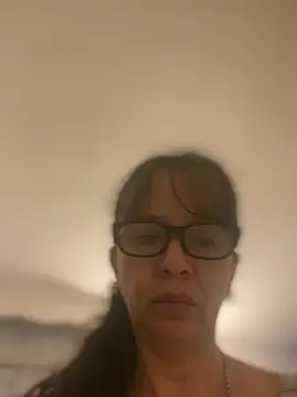 Soy Camila8 online show from May 8, 12:03 am
