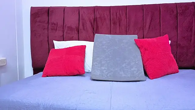 Violeta Tepes online show from July 11, 8:09 pm