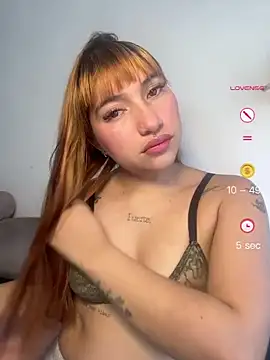 Camila Diaz  online show from May 6, 3:38 pm