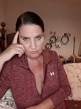 Velvet-Milf online show from June 11, 10:39 pm