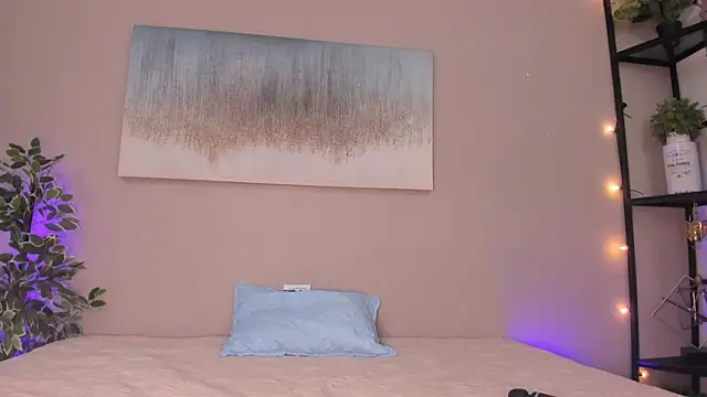 GabbyL0u online show from June 30, 12:37 pm