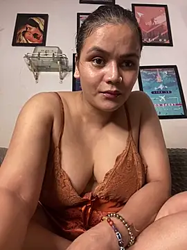 Leena singh online show from June 4, 6:01 pm