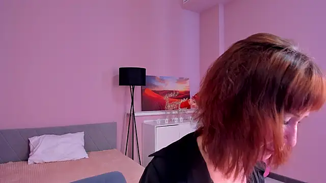 gracekellyyy online show from May 30, 5:27 am