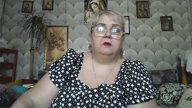 MarinaFarina53 online show from July 7, 7:23 am