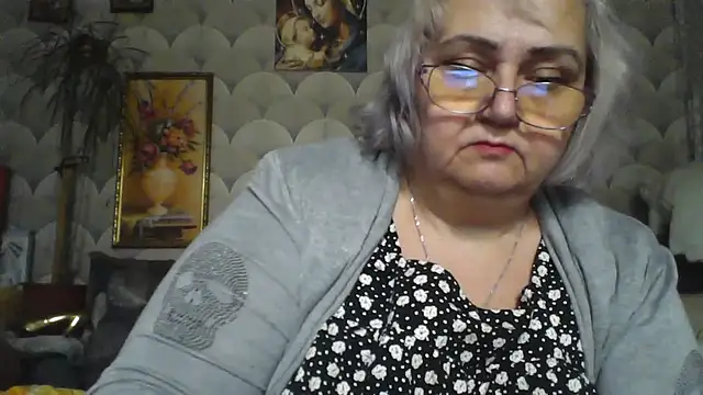 MarinaFarina53 online show from July 8, 7:54 am