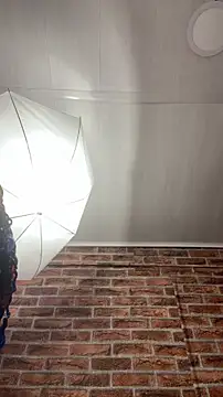 LunaiXMoon  online show from August 9, 12:20 pm