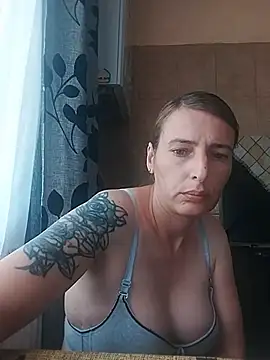 Ramonacoco online show from July 8, 9:00 am