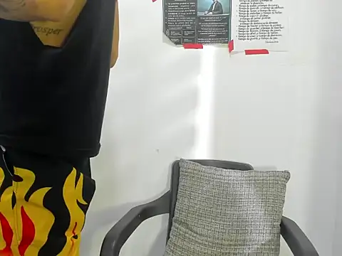 Motasandcalis online show from May 7, 11:52 pm