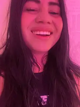 zoe martinez online show from June 3, 6:13 pm