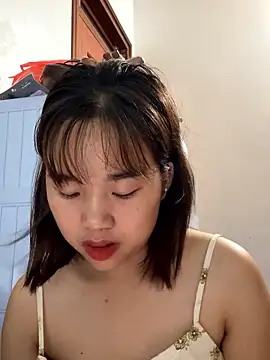 Lili 019 online show from June 11, 3:53 pm