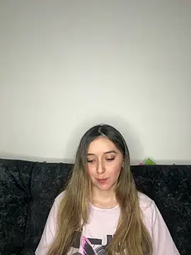 Sarisloves online show from July 7, 7:56 am