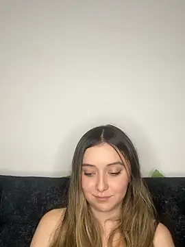 Sarisloves online show from July 9, 8:06 am