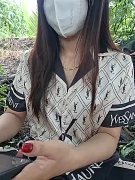 Emilysexy cut online show from July 13, 5:30 am