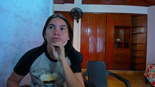 Soffy and Emily online show from July 14, 12:32 pm