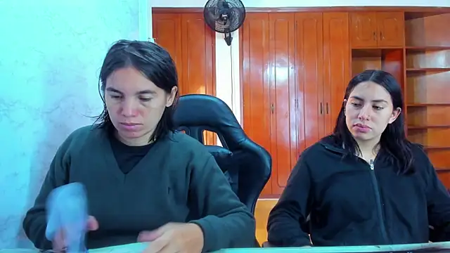 Soffy and Emily online show from July 4, 1:07 pm