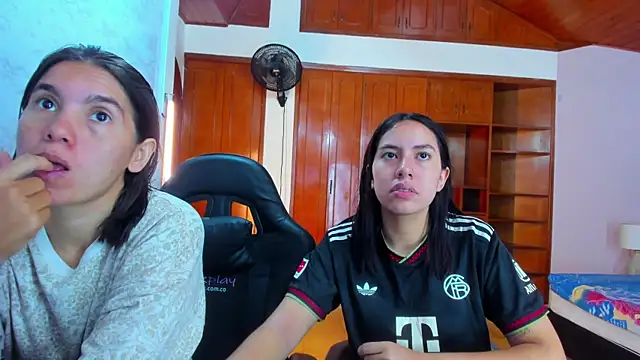 Soffy and Emily online show from July 15, 12:43 pm