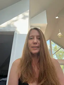  Melanie 83 online show from May 9, 4:53 pm