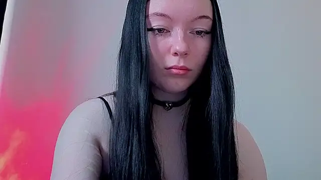 Naomi Lanee online show from June 4, 5:12 am