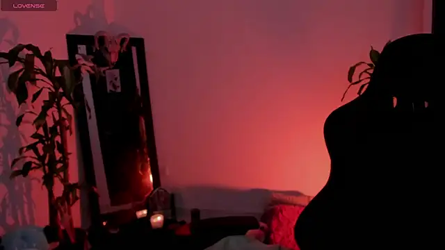 MissCharlottte 18 online show from June 1, 5:09 am