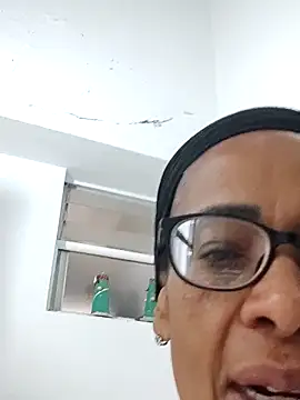 Africa sexy online show from June 1, 8:43 pm
