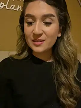 IsabelleMilan online show from July 3, 11:22 pm