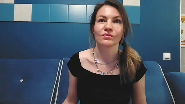 Margarett online show from June 2, 6:31 pm