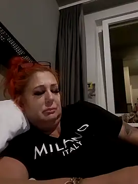 AshleyGinger   online show from June 2, 9:16 pm