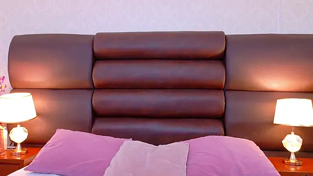 LiahRose  online show from July 10, 8:20 pm