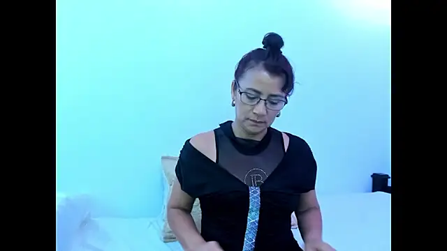 Ms Amada online show from May 16, 12:46 am