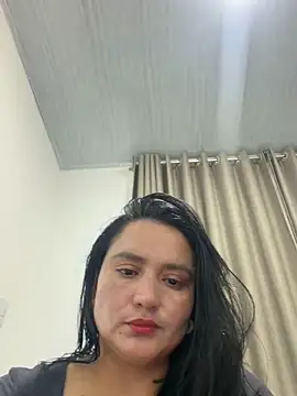 rousee69  online show from June 3, 1:39 am