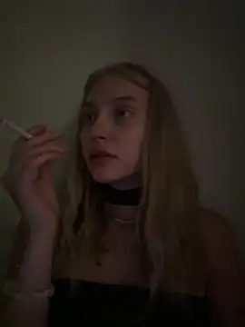 onlyjolyn online show from June 4, 4:22 pm