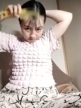 Cherry-squirtt online show from June 4, 6:07 am