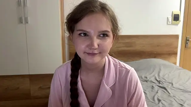MarryWish1 online show from May 31, 6:42 pm