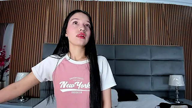 SophiieCalloway1 online show from July 14, 12:32 pm
