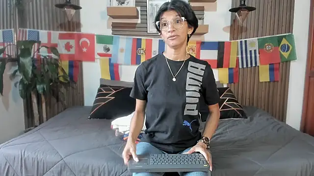 Evaa campbell online show from June 25, 12:18 pm