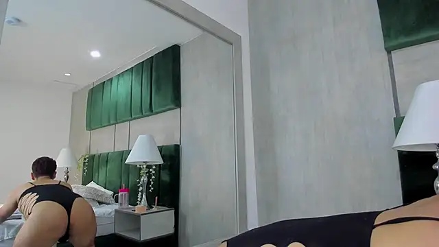 Darian laforteza online show from June 4, 7:29 pm