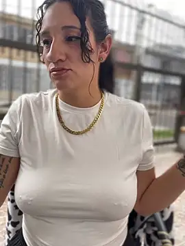 SofiaBrown Pink online show from August 4, 7:53 pm