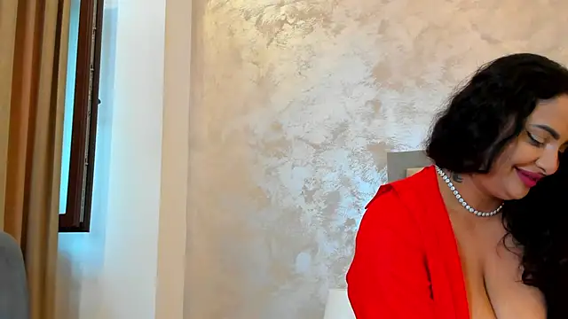 Bianca Vale online show from June 2, 5:19 am