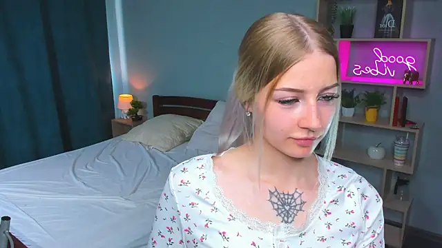 DeniseMekus online show from June 4, 10:20 am