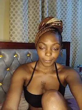 Petite Ciri online show from June 9, 11:37 pm