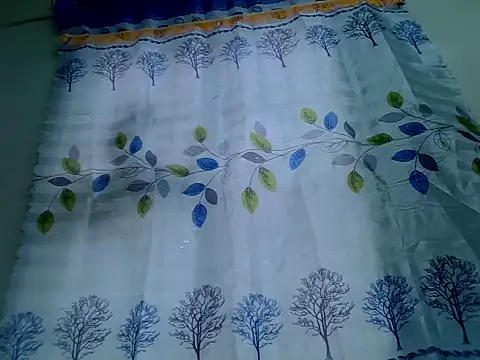 Pretty min online show from July 11, 7:52 am