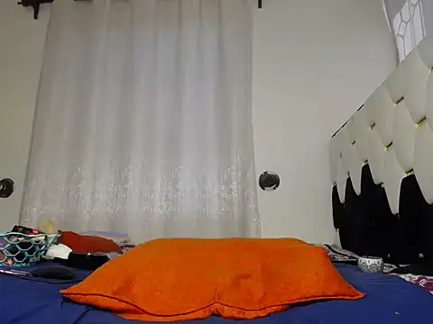 KinkQueenLove online show from July 16, 5:45 am