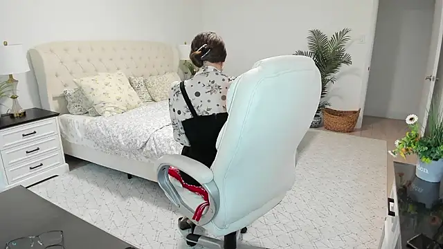 Vika73 online show from March 12, 3:04 pm