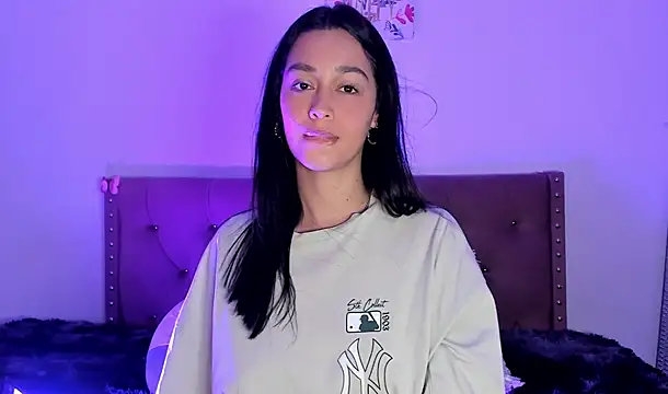 EmilyRamiirezz online show from August 9, 11:52 pm