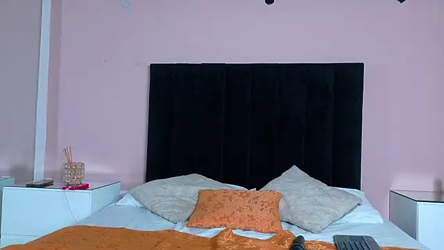 MILA AND COTI online show from July 8, 11:07 pm